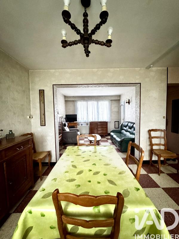 Maison - 96 m² - 4 pièces