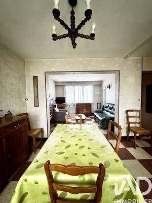 Maison - 96 m² - 4 pièces