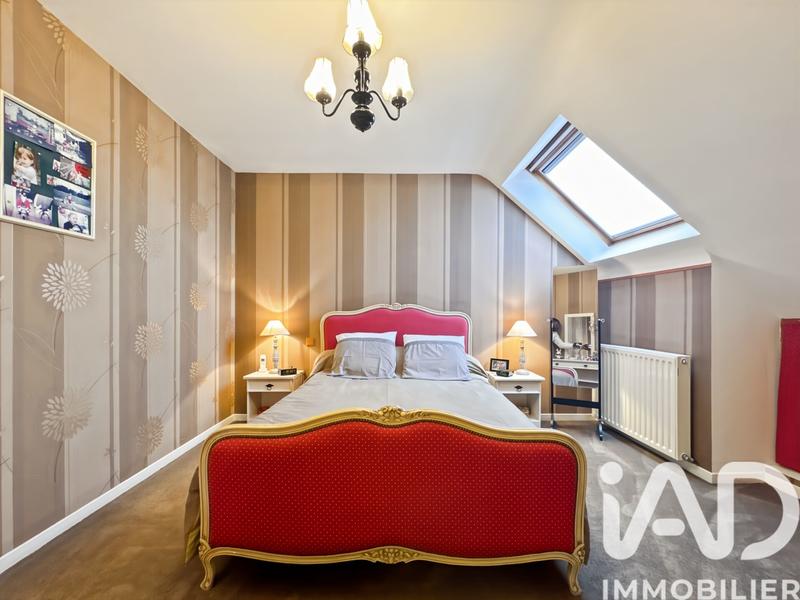 Maison - 176 m² - 7 pièces