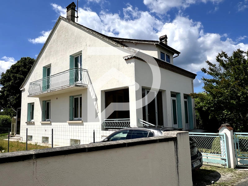 Maison - 152 m² - 6 pièces