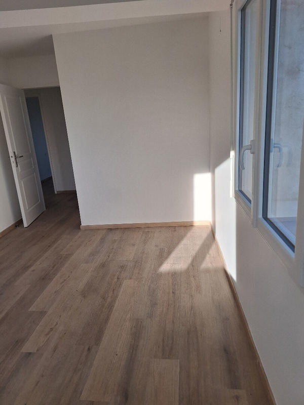 Maison - 104 m² - 4 pièces