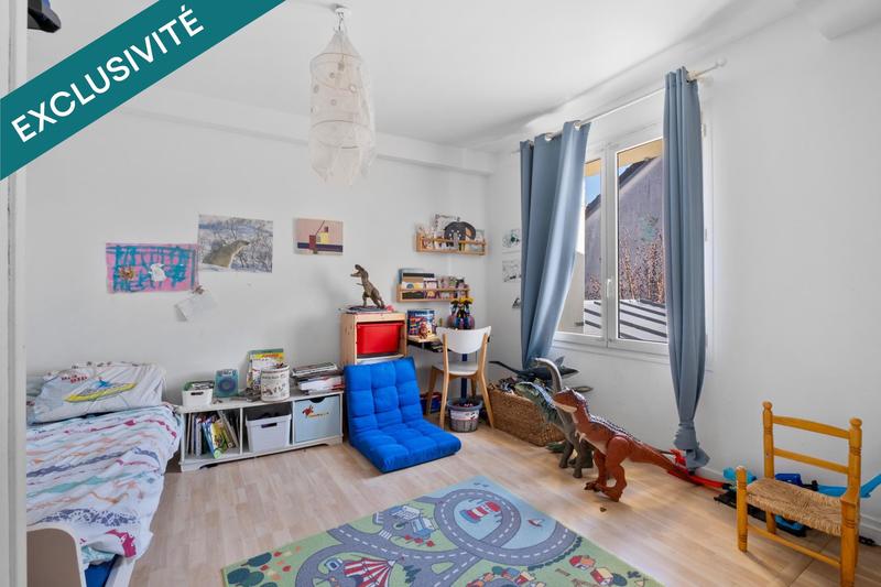 Maison - 161 m² - 7 pièces