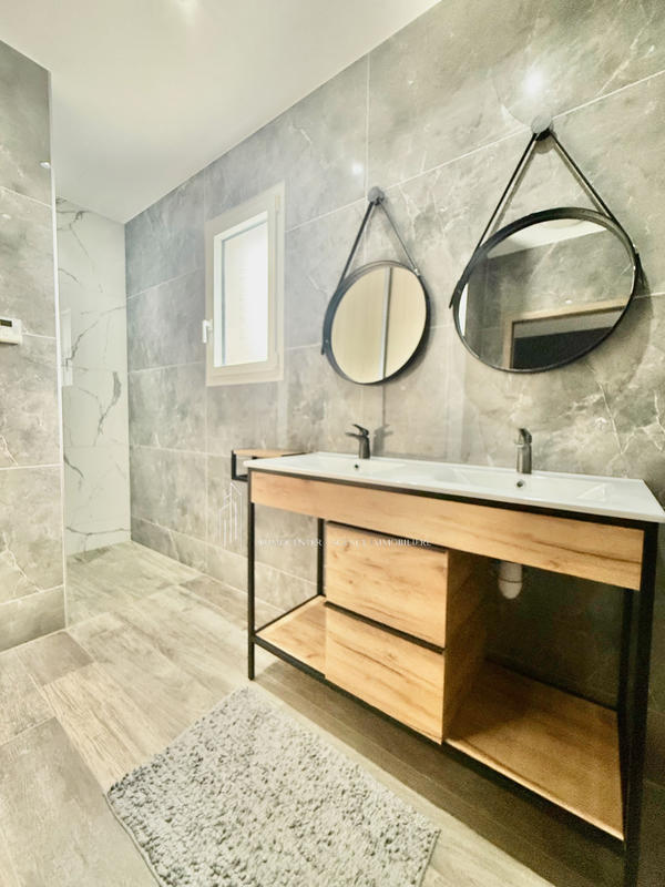 Villa - 165 m² - 7 pièces