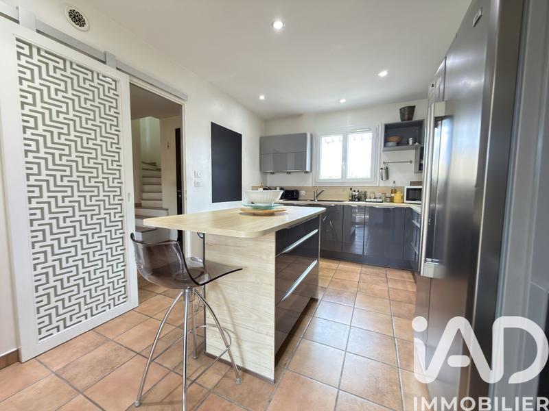 Maison - 115 m² - 6 pièces