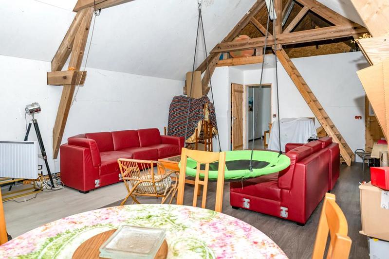 Corps de ferme - 155 m² - 7 pièces