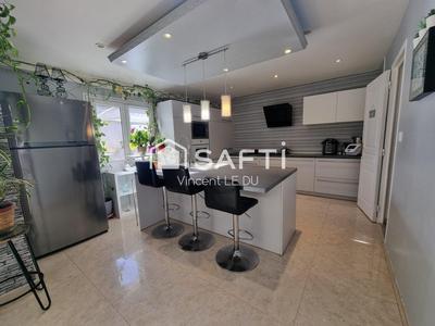 Maison - 130 m² - 4 pièces