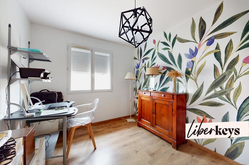 Maison - 95 m² - 4 pièces