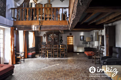 Maison - 436 m² - 14 pièces