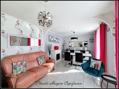 Maison - 88 m² - 5 pièces