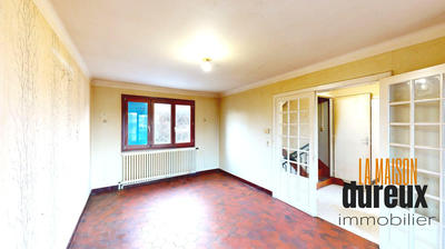 Maison traditionnelle - 114 m² - 6 pièces