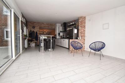 Maison traditionnelle - 126 m² - 8 pièces