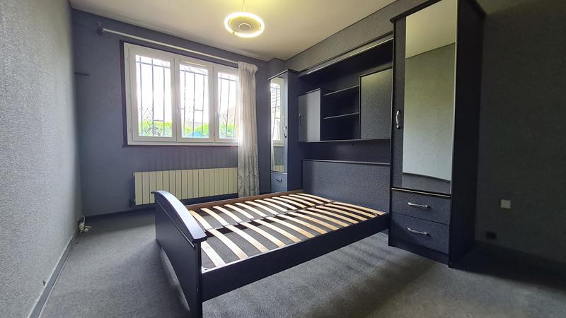 Maison - 200 m² - 4 pièces