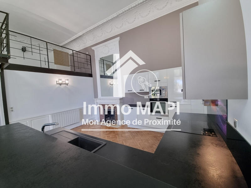 Appartement - 85 m² - 3 pièces