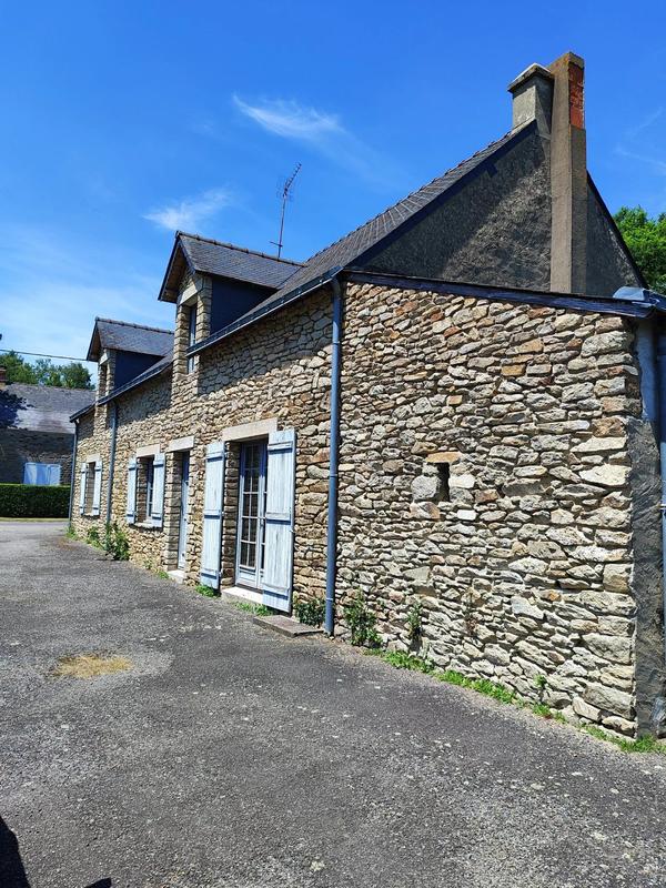 Maison traditionnelle - 104 m² - 4 pièces