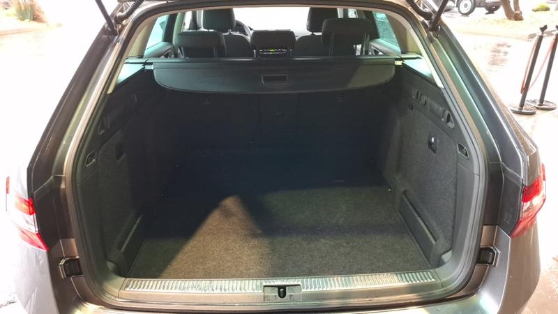 Skoda Superb III 2.0 Tdi Scr 150 Dsg7 Business