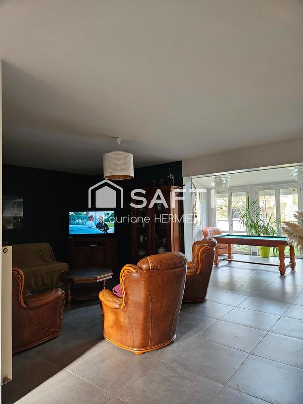 Maison - 180 m² - 6 pièces