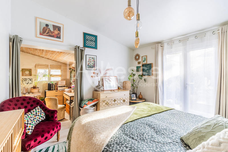 Maison - 100 m² - 5 pièces