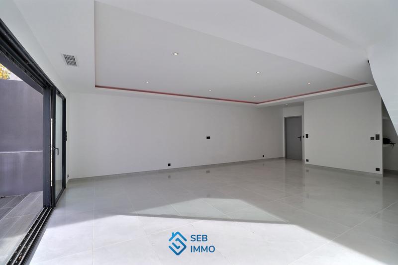 Maison - 118 m² - 4 pièces