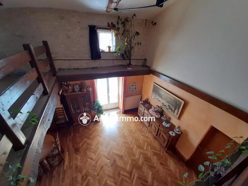 Maison - 203 m² - 6 pièces