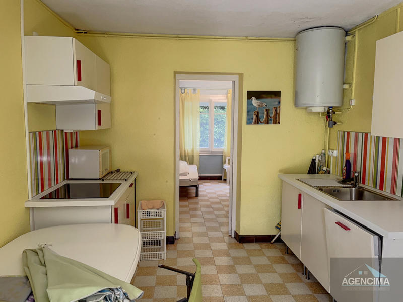 Villa - 143 m² - 8 pièces