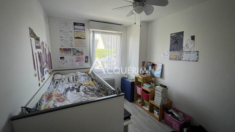 Maison - 90 m² - 5 pièces