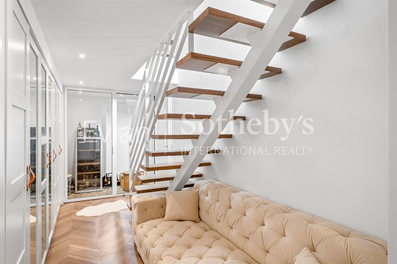 Maison - 400 m² - 14 pièces