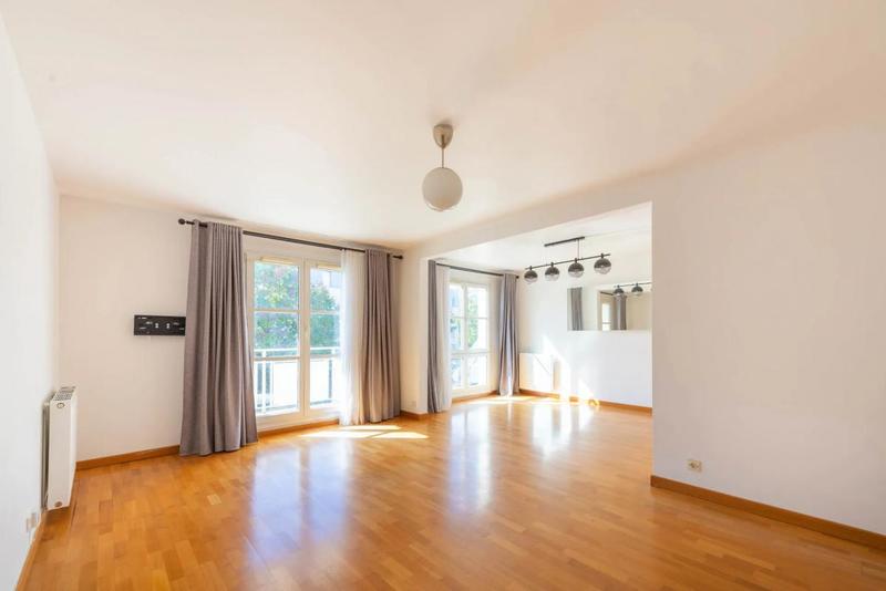 Appartement - 92 m² - 5 pièces