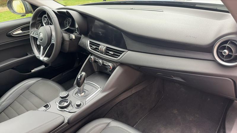 Alfa Romeo Giulia 2.2 Jtd 150 At8