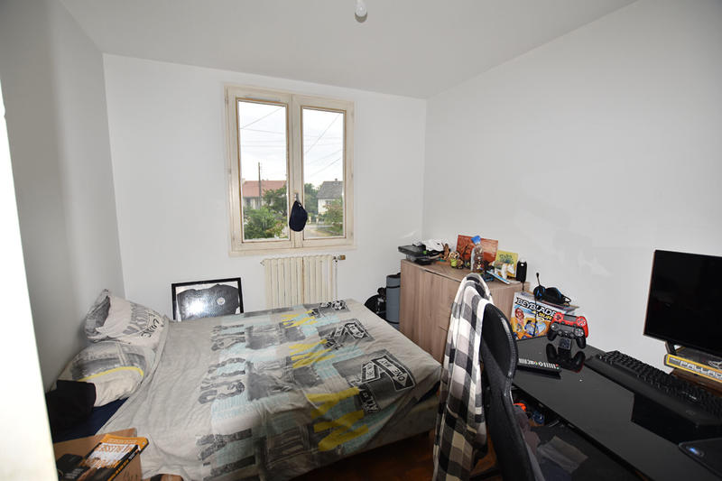 Maison - 97 m² - 5 pièces