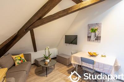 Chambre - 10 m² - 1 pièce