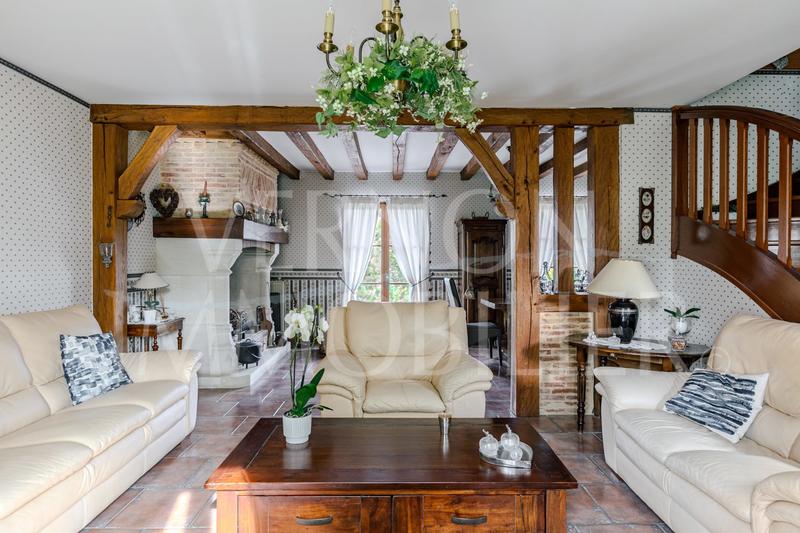 Maison - 168 m² - 6 pièces