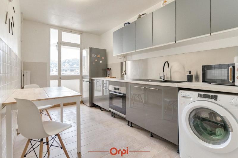 Appartement - 102 m² - 5 pièces