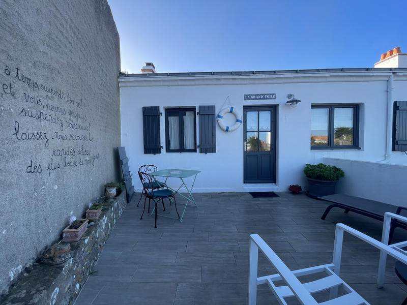 Maison - 166 m² - 8 pièces