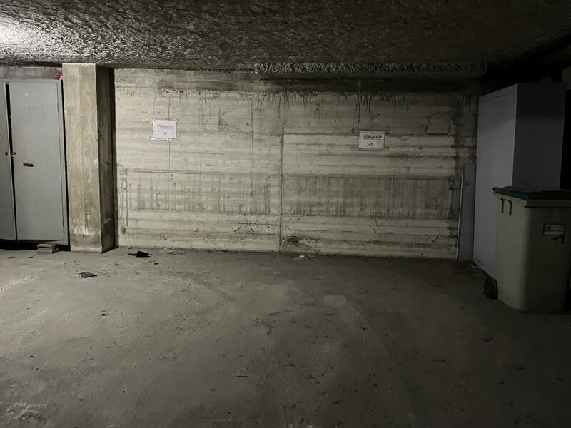 Local commercial - 374 m²