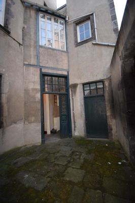 Maison - 372 m² - 14 pièces