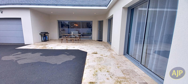 Maison - 155 m² - 6 pièces