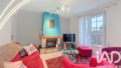 Maison - 92 m² - 5 pièces