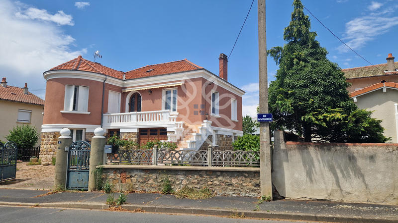 Maison - 149 m² - 6 pièces