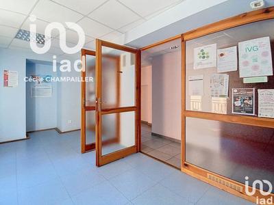 Local commercial - 231 m²