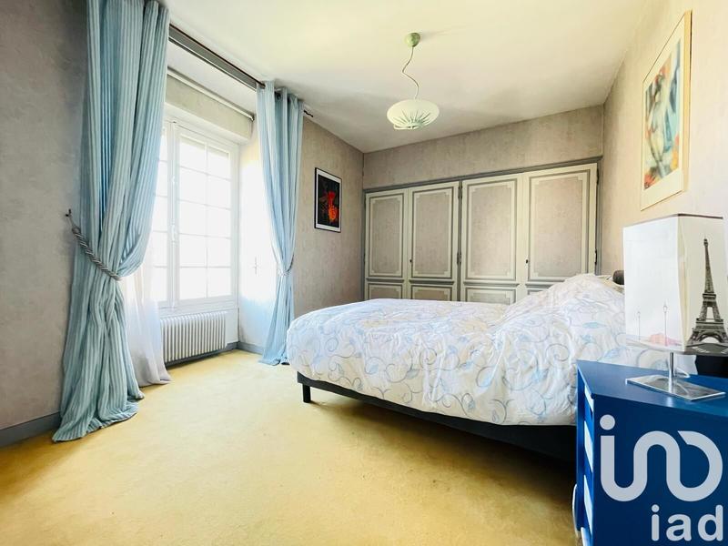 Maison - 209 m² - 7 pièces