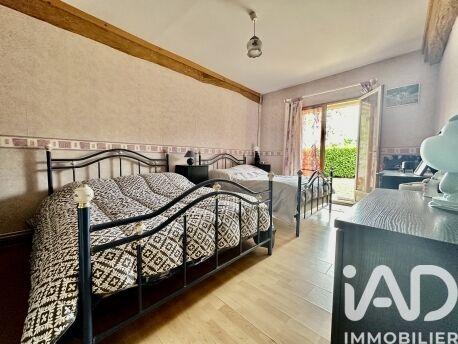 Maison - 177 m² - 6 pièces