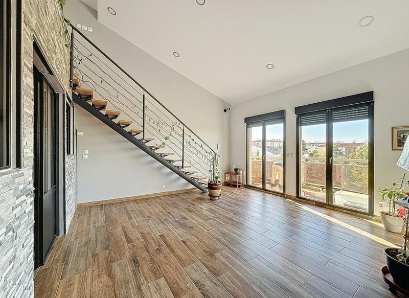 Appartement - 131 m² - 4 pièces