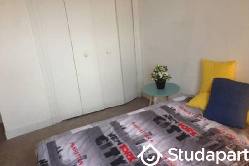 Chambre - 10 m² - 1 pièce