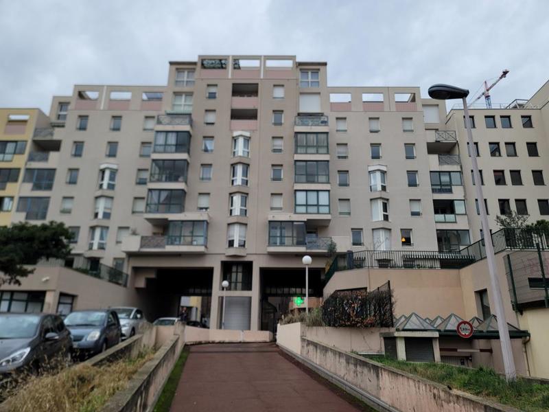 Appartement - 86 m² - 4 pièces