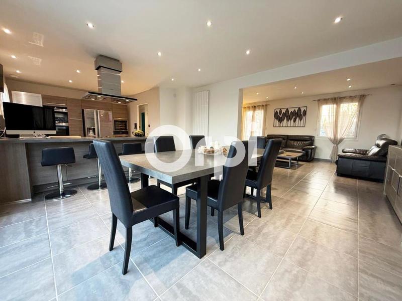 Maison - 150 m² - 6 pièces