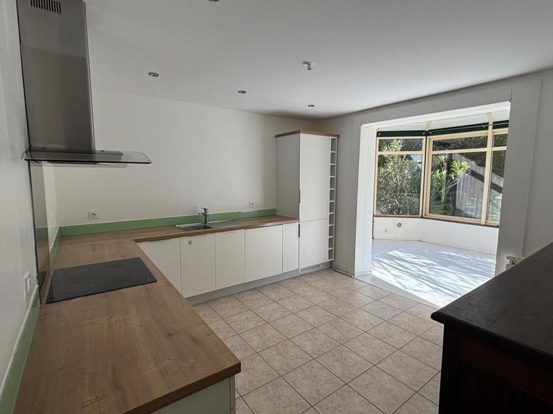 Maison - 155 m² - 8 pièces