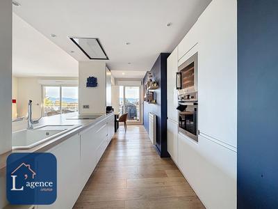 Appartement - 100 m² - 4 pièces