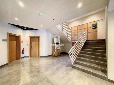 Bureau - 203 m² - 7 pièces