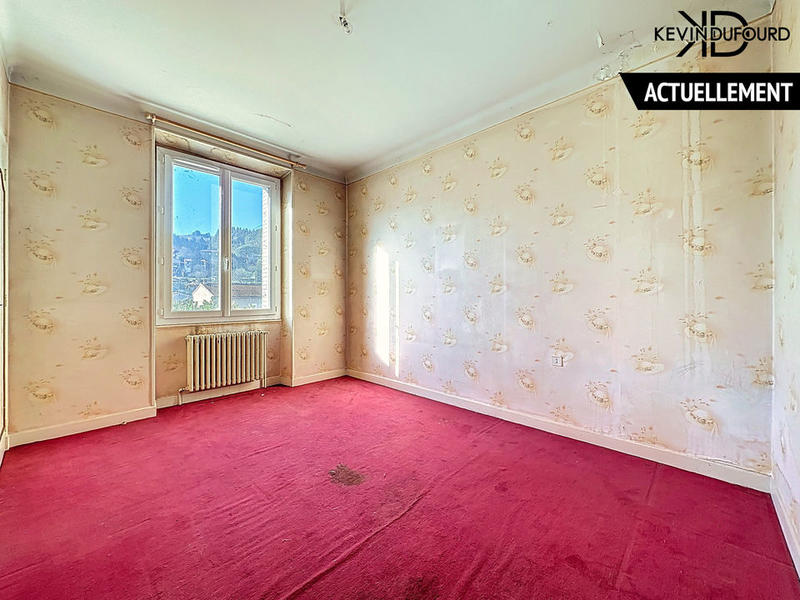 Maison - 180 m² - 6 pièces