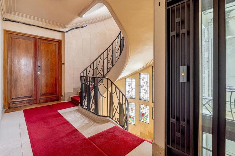 Appartement - 125 m² - 5 pièces